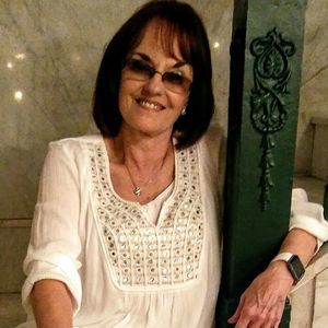 Meet your Posher, Joy